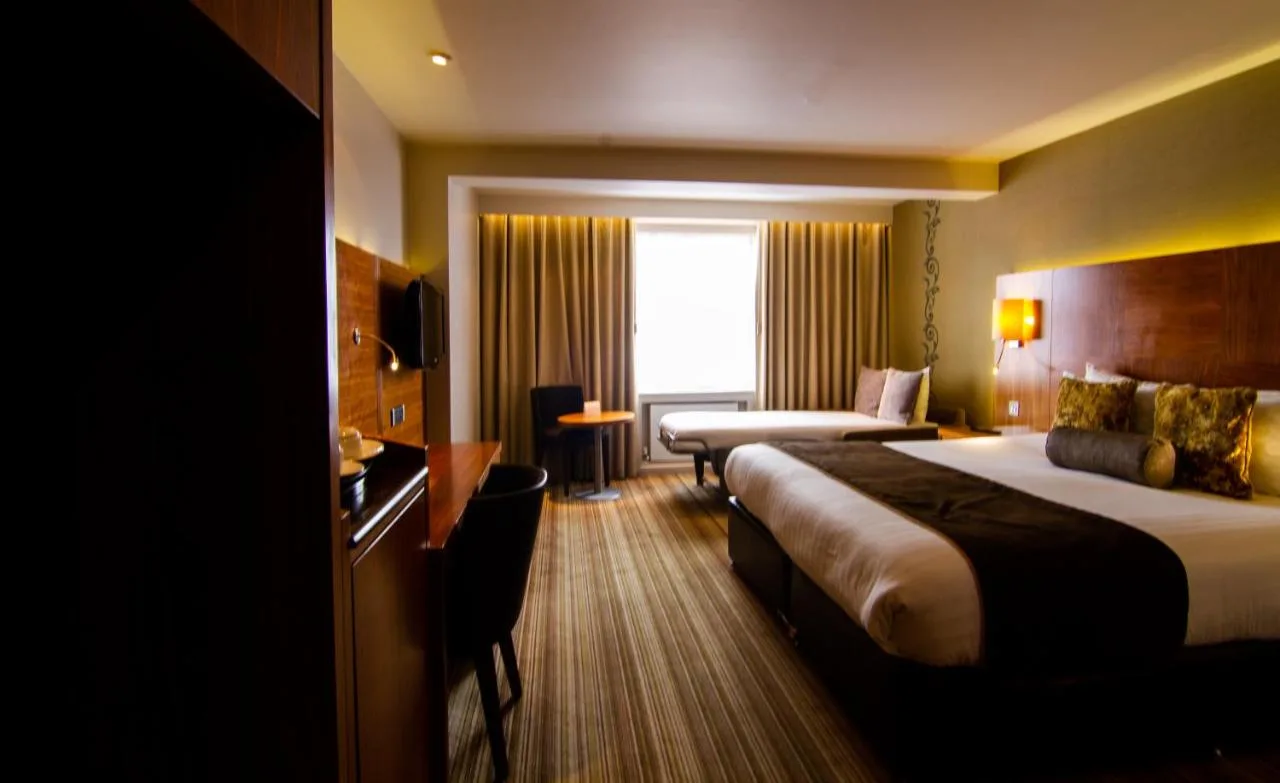 Junior Triple Room